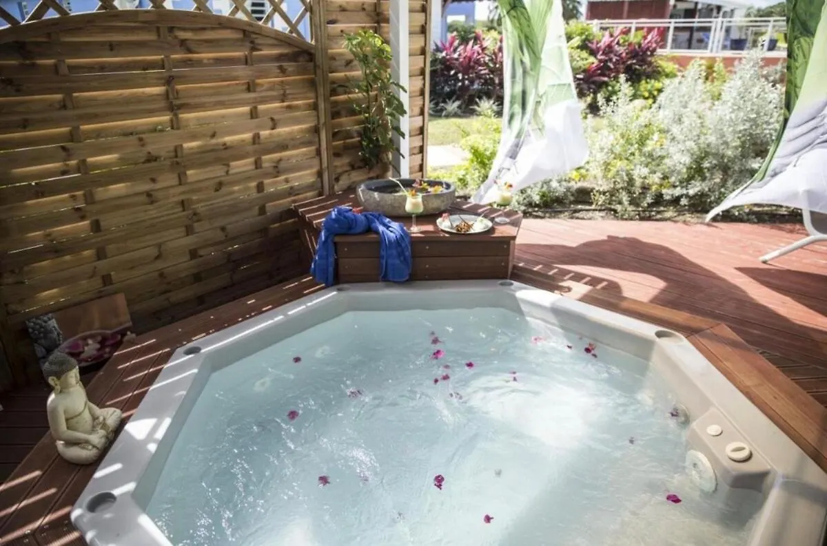 Tatil Evi Grande Vigie Gite Piscine Commune Saint-Francois